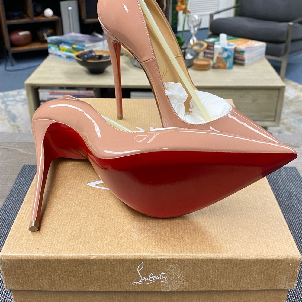 Christian Louboutin Blush Patent Leather Heels - Picture 8 of 9